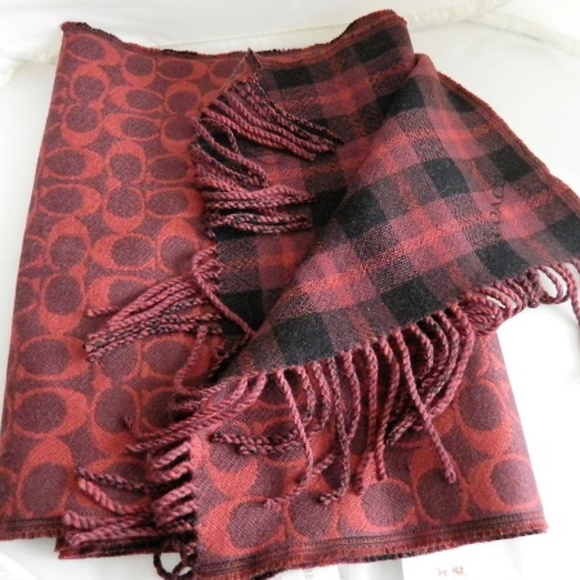 COACH Reversible Signature Plaid Scarf in Oxblood - Picture 1 of 2